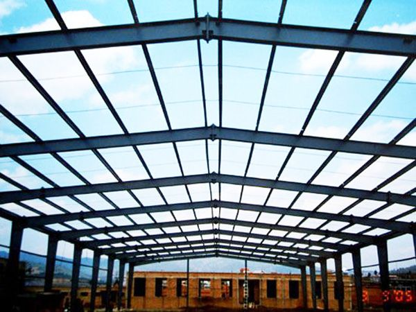 【一建網(wǎng)架】鋼結(jié)構(gòu)構(gòu)件的運(yùn)輸、卸車(chē)、存放要求